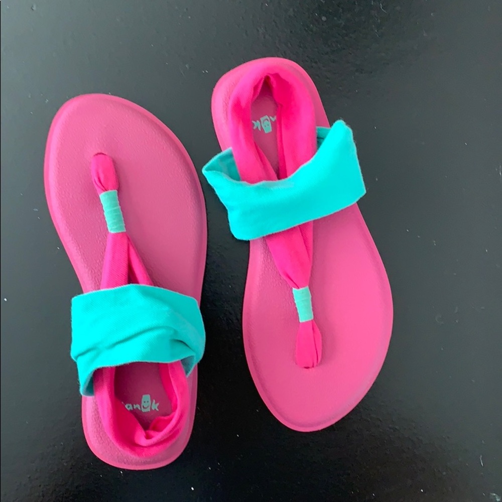 Sanuk Girls size 2-3
